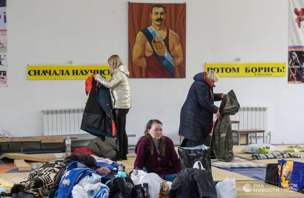Украинские войска за сутки 28 раз обстреляли территорию ДНР Украинские войска за сутки 28 раз обстреляли территорию ДНР
