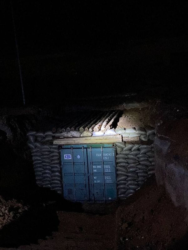 ������ ������ �������� ���������� ���������������� ����������, �������������� ������������� ���������� ����� � ��������, ������� ���������� � ������� � ����� �� ����� ������� �������