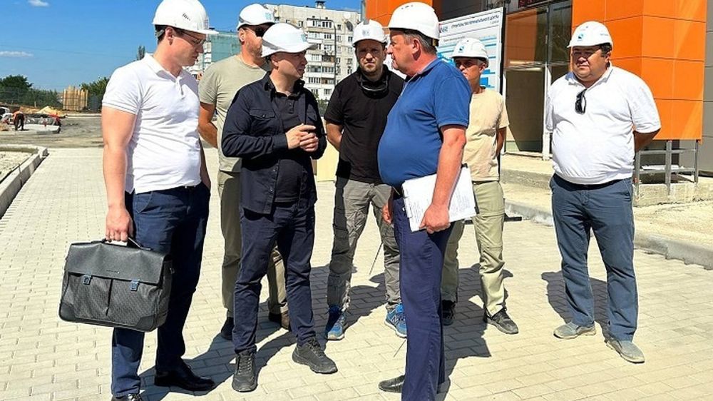 ������� �������� ����������� ����� 300 �������� ����� � ���������� �������������� � �������� � �������