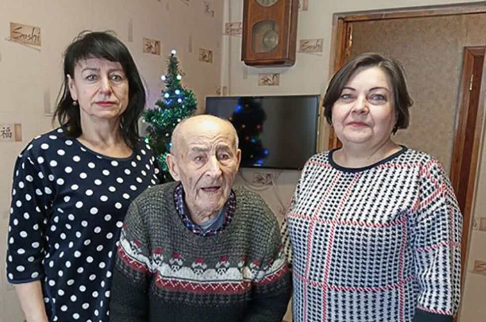 ������� ������������ ������ ������� ������ ��������, �������� ����������� 100 ���