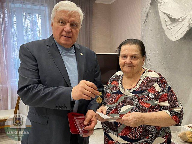 ������� �������� ������� �������� ����� � ����� 80-����� ������������ ���������� �� ���������� �������