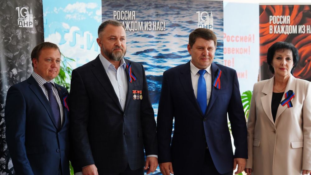 ��������� ��������: ������� ������� � ������ �������� ����� "�� ����������� � �����������, ������������ 10-����� �������� �������� ����������