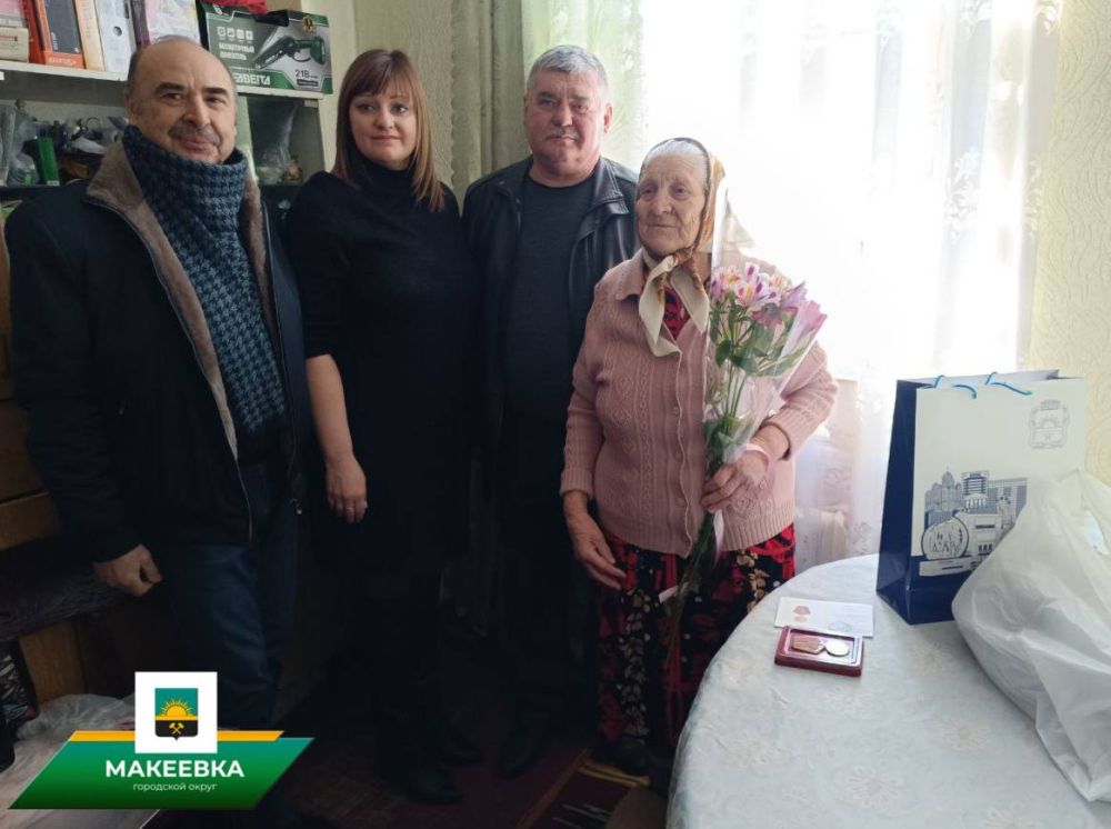 ��������� ���������: ���������� ������ �������� ��������� ���������� �������� � ����� 80-����� ������ � ������� ������������� �����