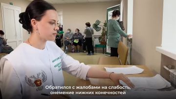 Иван Николаевич обратился к врачам медицинского патруля с жалобой на онемение ног