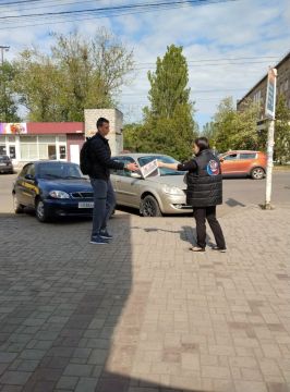 В Червоногвардейском районе прошла раздача газет