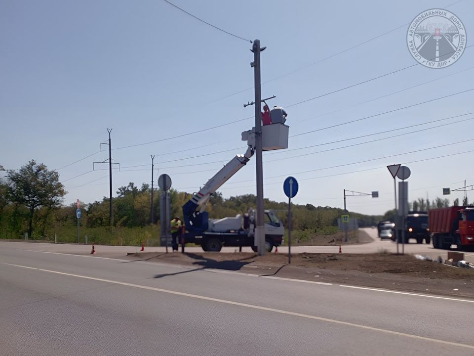 Для повышения безопасности движения: в ДНР установили автоматическую метеостанцию