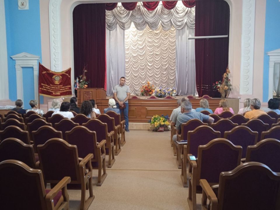 3             : . , .  60,     -      ...