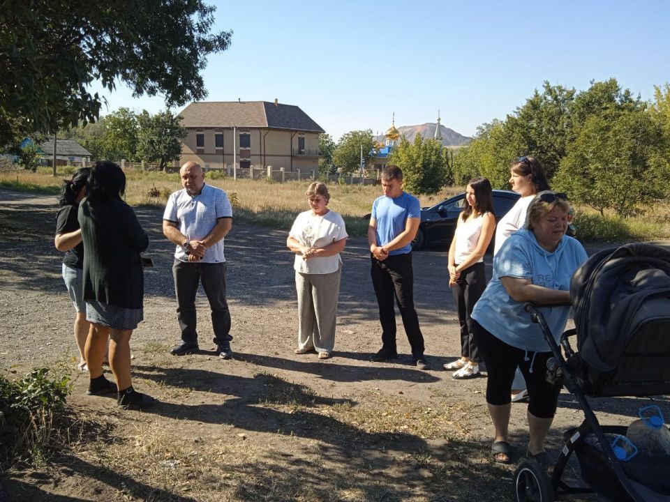 3             : . , .  92,       20   