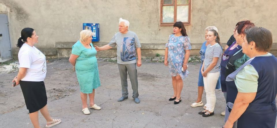 ,4 ,   -           : . , .,3  .  79/7