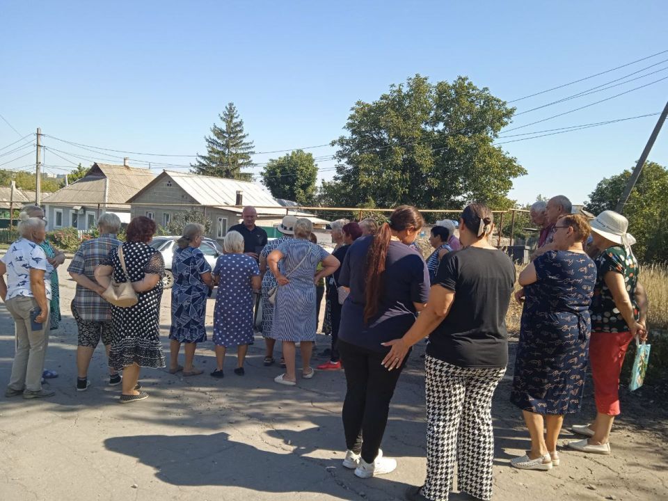 4                         6  ...