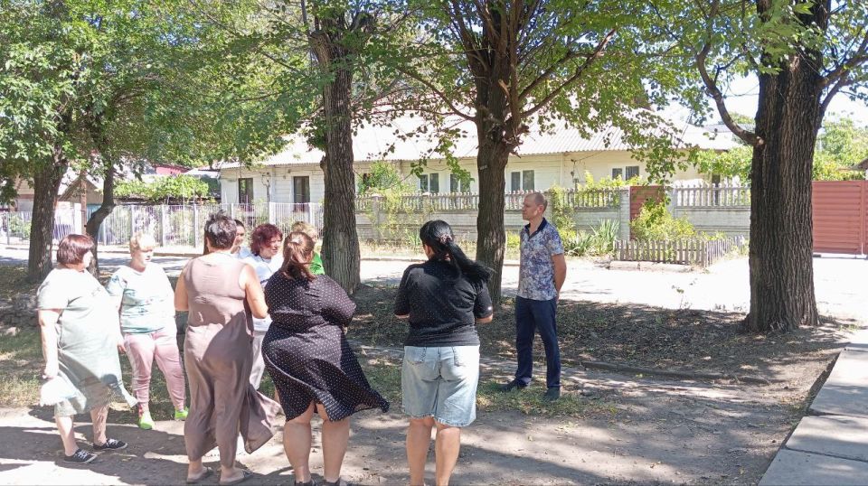 4                : . , .  38