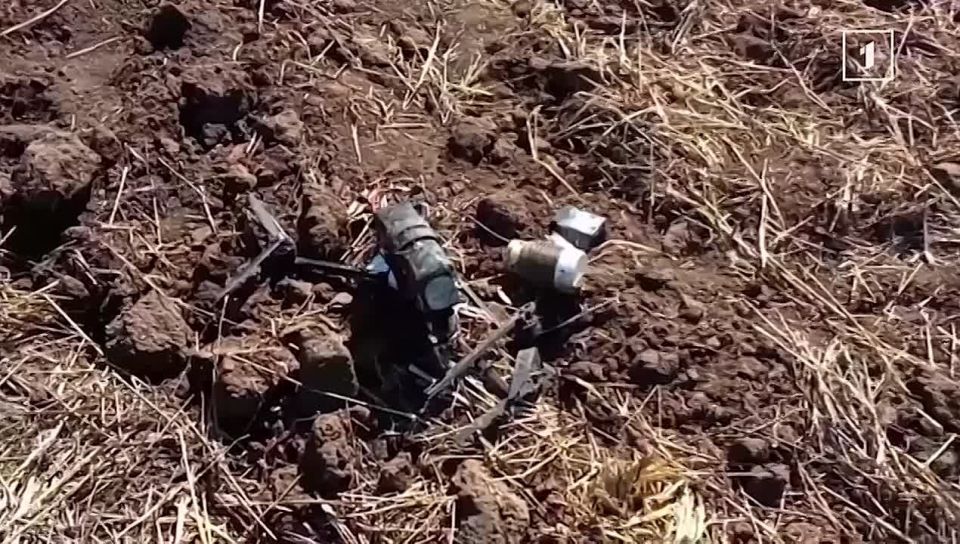       ,  &quot; &quot;   24/7