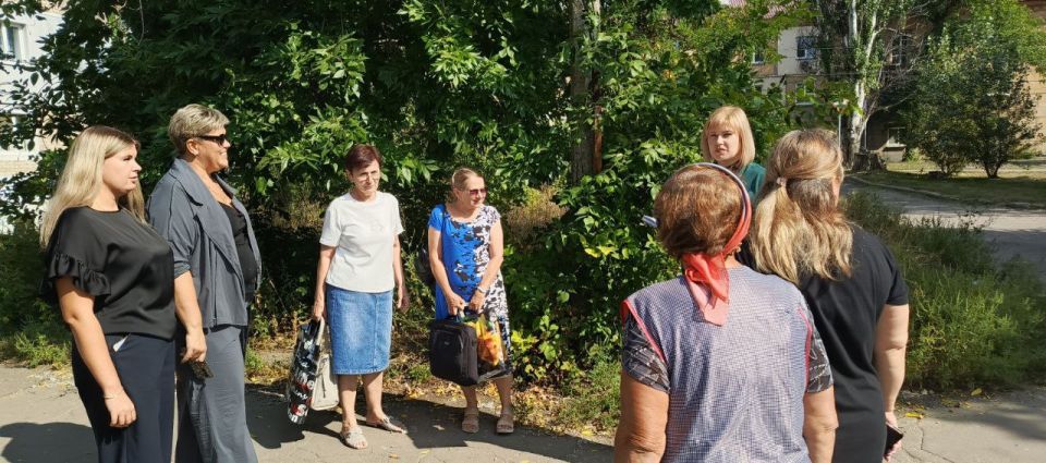 8                     3    