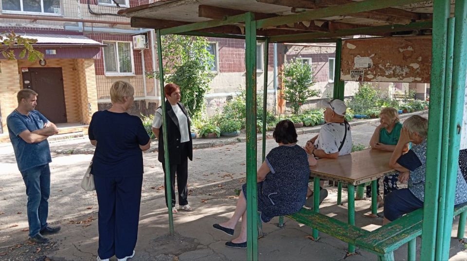 8                  : . , -  72.     ...