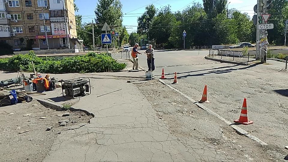 11 ,                          ...