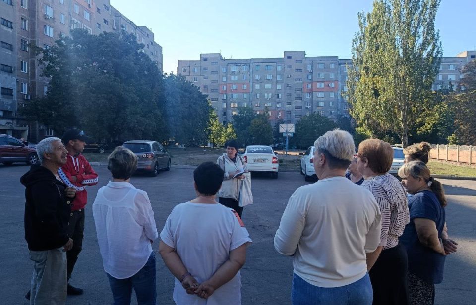 , 15 ,      28          15  