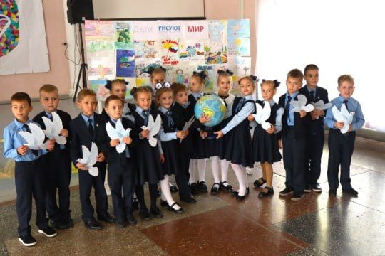    .    &quot;  1 .. &quot;     