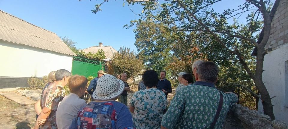       , 24 ,                  ...