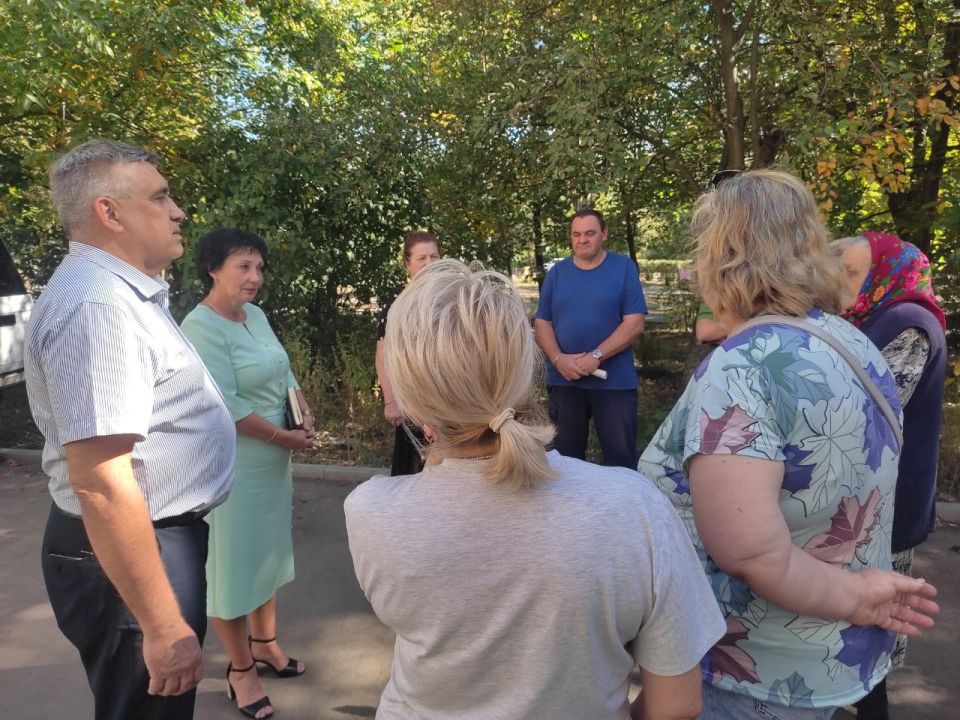 #80регион. По поручению Главы ДНР Дениса Пушилина, в Кировском внутригородском районе продолжаются встречи с населением на подведомственной территории