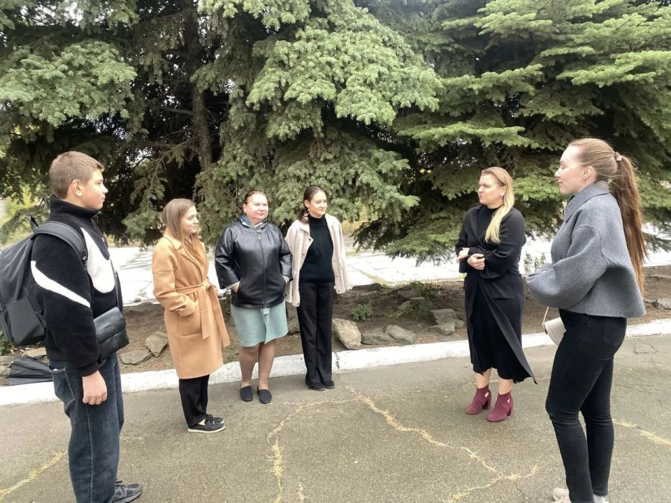 Сегодня 29 сентября встречу с населением на 2 микрорайоне дом № 4 провела спикер Ирина Жаекбаева