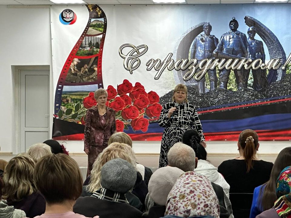 Стало доброй традицией отмечать в начале октября праздник, посвящённый Дню пожилых людей