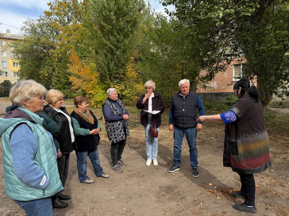 8    -           λ      : . . , ....