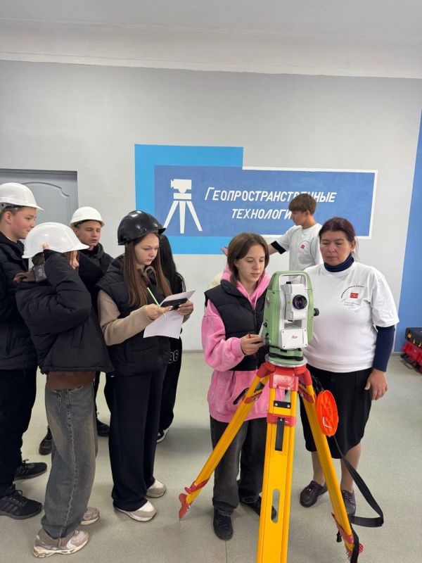 14  2025        ,   ,  8-9            ...