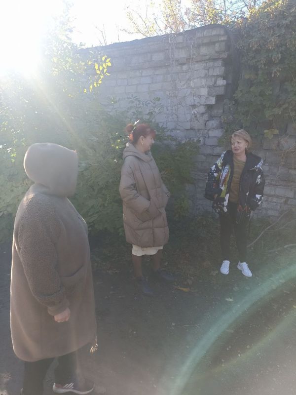 16            ,            14   