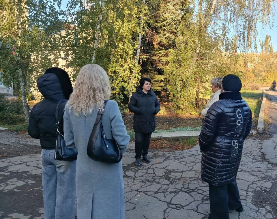 16          : 2     15