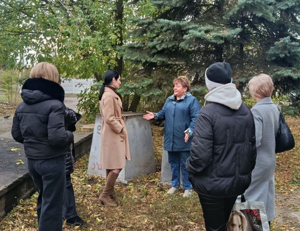 17            25         21