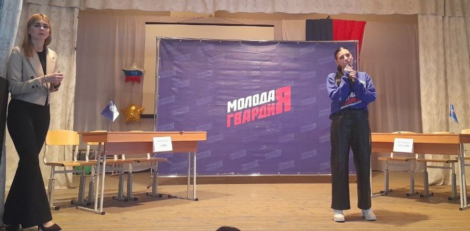 22  2025       53 ..         