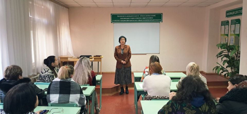 , 22 ,  -           : . ,106\27