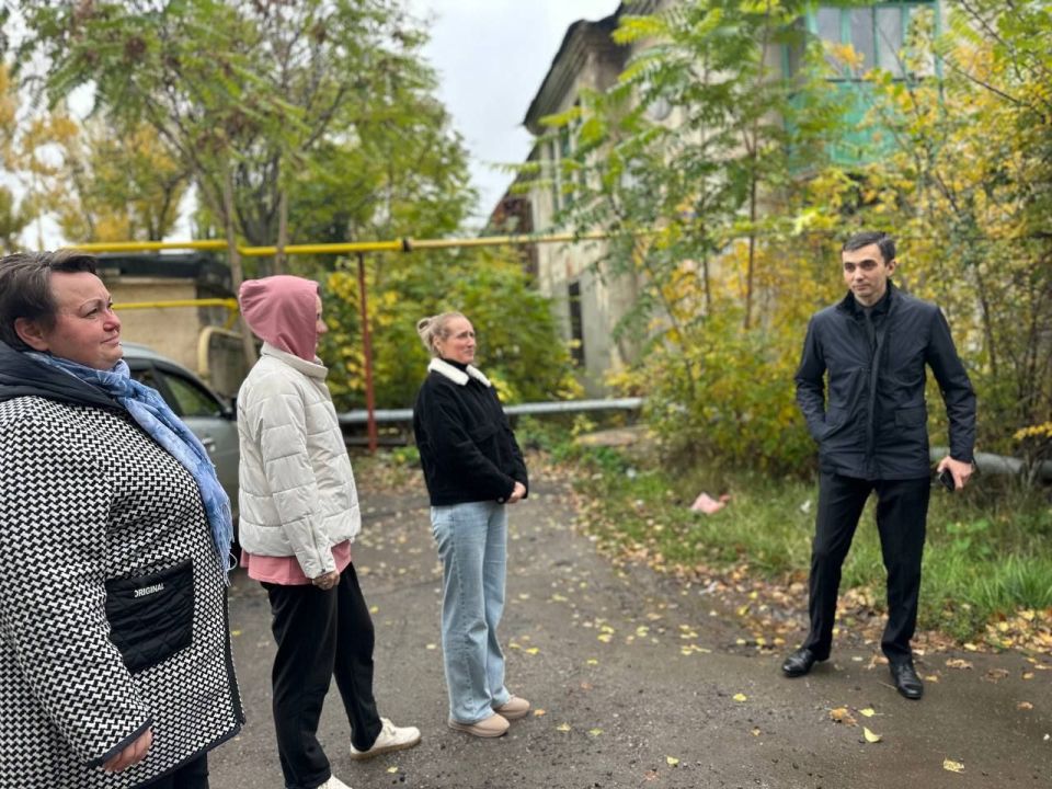 27             : .. , . , . , . 49