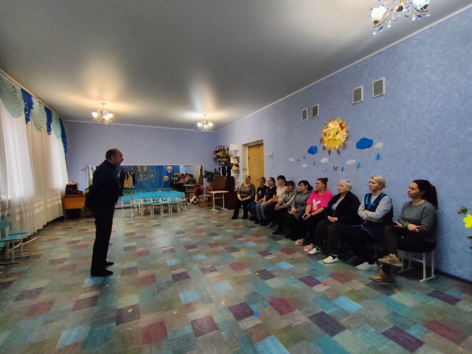 27 ,   ջ                42  .   / 