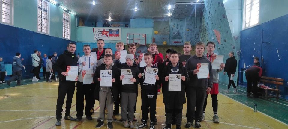 #ЕРДНР #ЕРМакеевка #ЕР80 #ДеньНародногоЕдинства