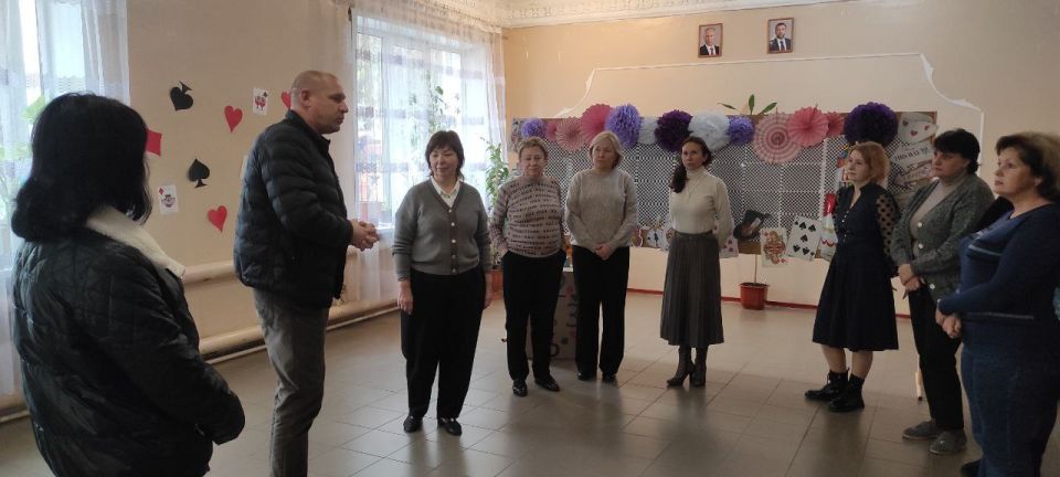 , 6 ,                    ...