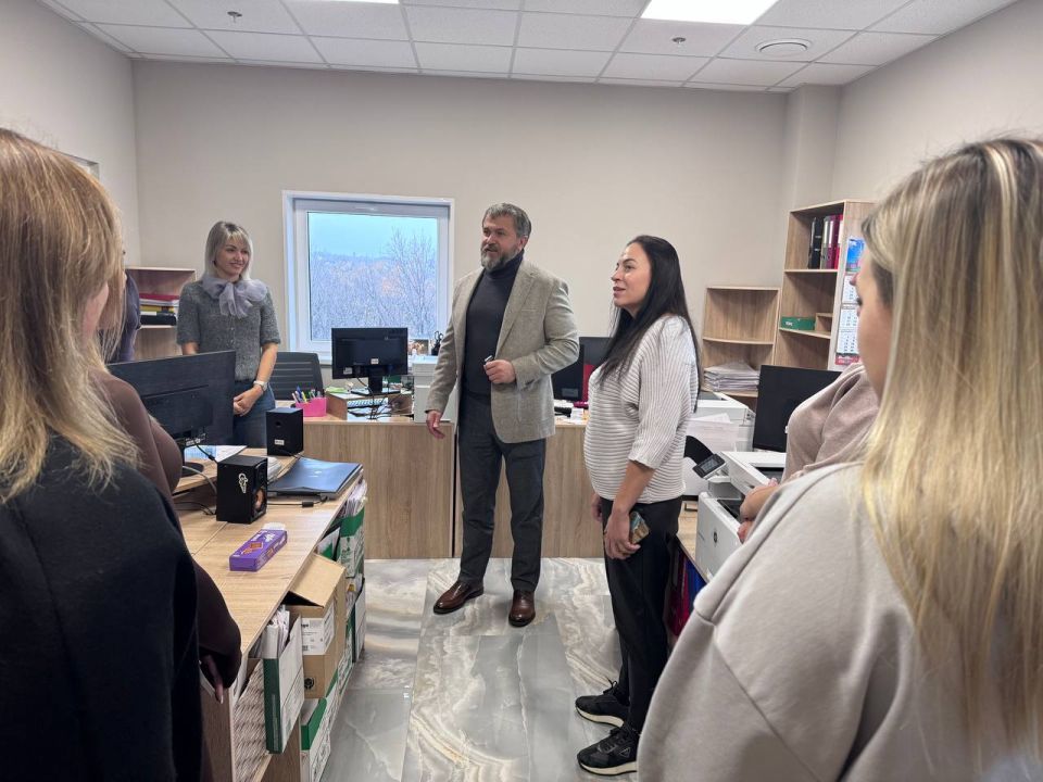 , 11 ,         : . , .250- , 74