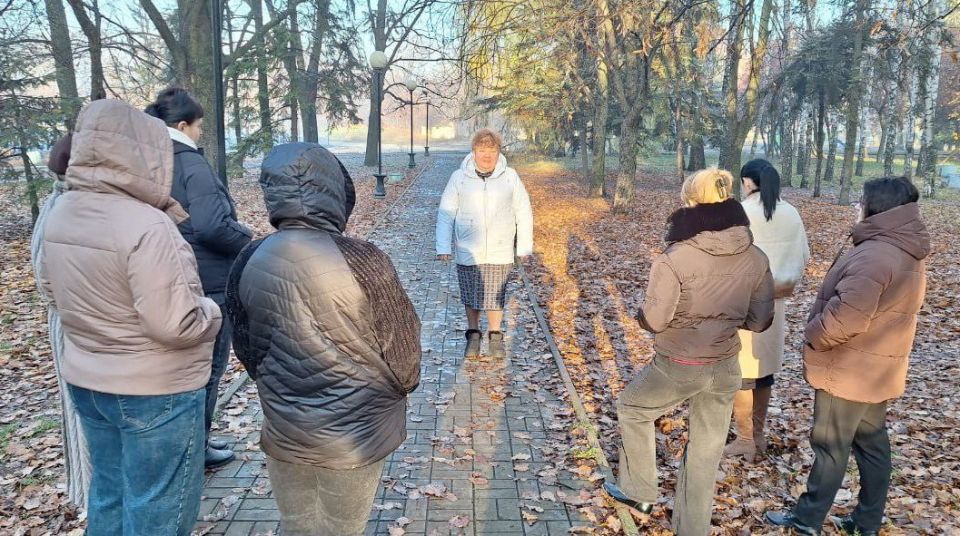 14 ноября спикер Галина Егорова провела встречу с населением в сквере по улице Гаврилова