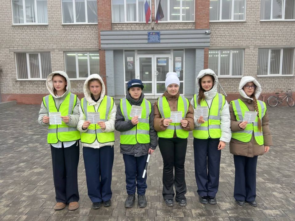   ...     &quot;  2 .. &quot;