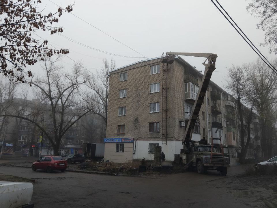 , 27 ,              152  . 