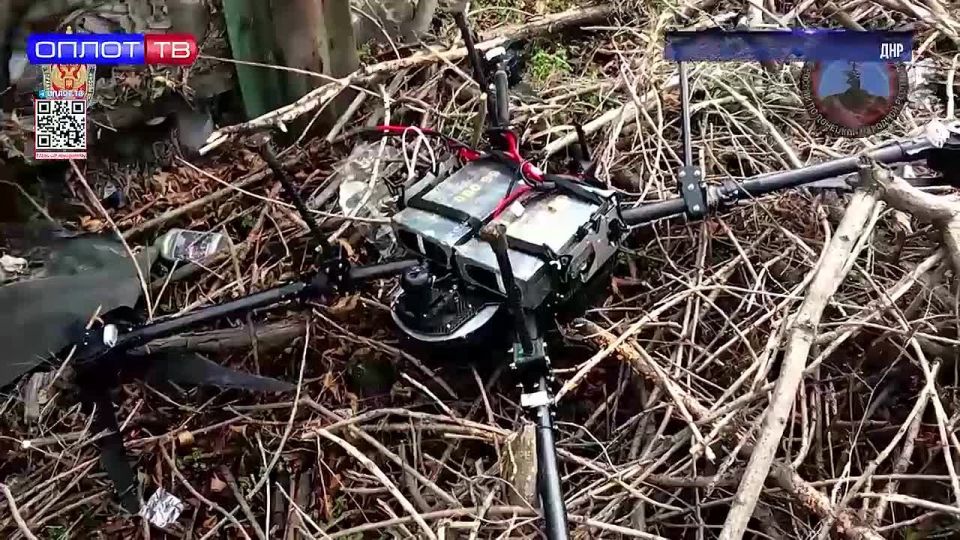 Украинские боевики продолжают массово применять новейшие образцы ударных беспилотников иностранного производства для атак по инфраструктуре нашего региона