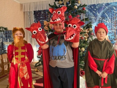 Новогодний спектакль для самых маленьких