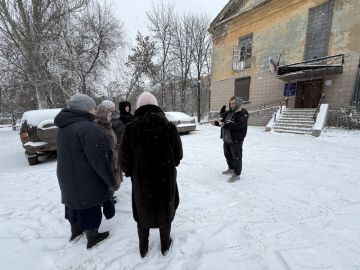 По поручению Главы ДНР Дениса Пушилина проводятся встречи с населением для выявления проблемных вопросов на подведомственной территории