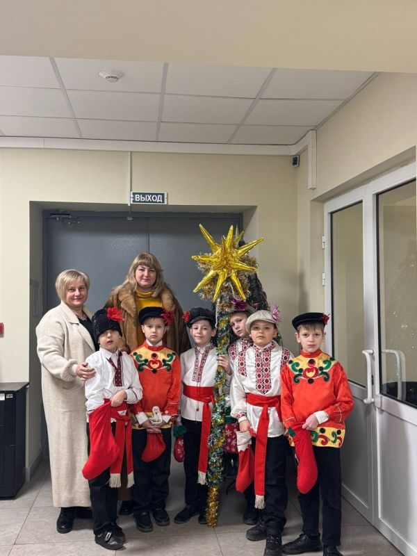 14 января учащиеся 3-А класса ГБОУ "НШ № 5 Г.О. МАКЕЕВКА" отметили Старый Новый год необычным образом