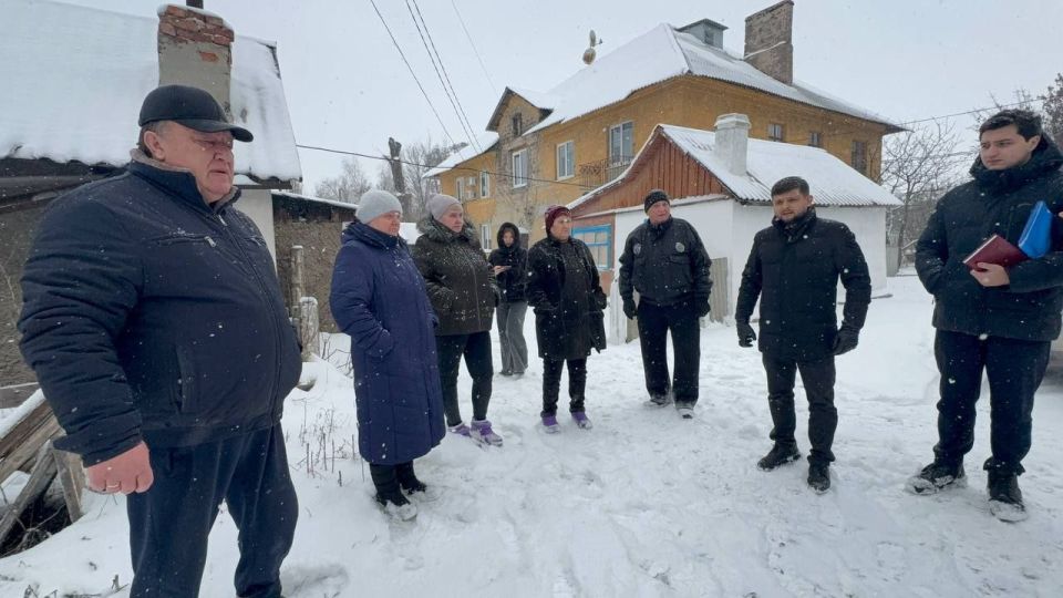 Тимур Дьяченко провел сход граждан в Пролетарском районе города Донецка