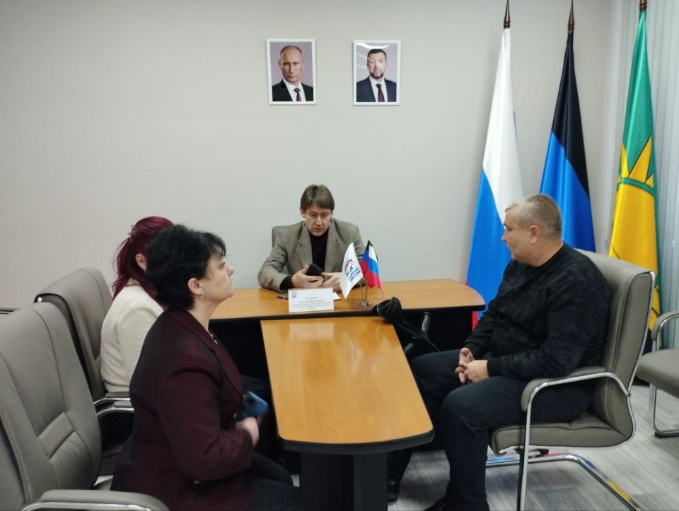 Сегодня, 6 февраля, руководитель Управы Центрально-Городского внутригородского района и представители филиала № 10 Государственного казенного учреждения Донецкой Народной Республики «Республиканский центр по предоставлению...