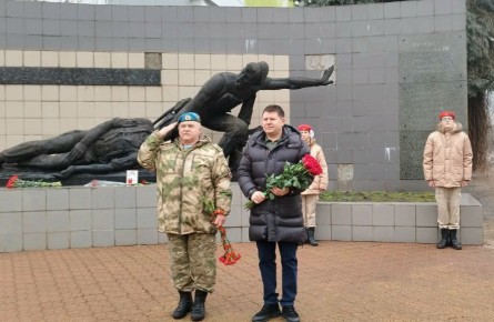 Дмитрий Огилец: Сегодня, 15 февраля 2026 года Макеевская городская организация "Российский союз ветеранов Афганистана и специальных военных операций" провела мероприятие, приуроченное 37-й годовщине окончания боевых действий...