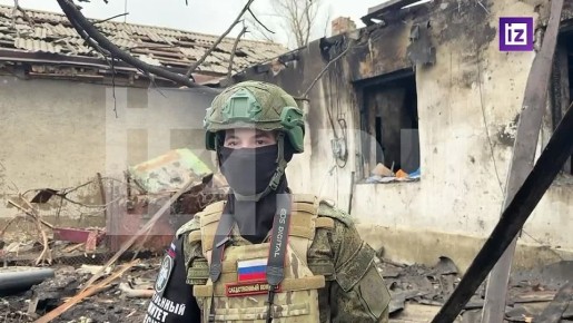 Последствия ночного удара украинского БПЛА по жилому дому в Макеевке показал корреспондент "Известий" Евгений Быковский