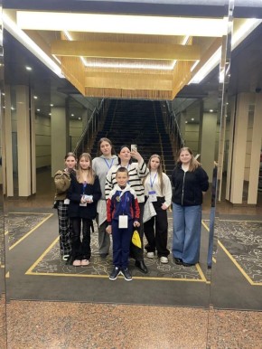 Учащиеся из Макеевки покорили Москву, приняв участие в конкурсе "Расскажи о России"