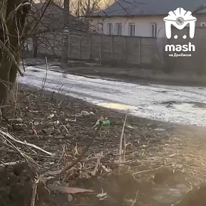 Большой бассейн на открытом воздухе организовали коммунальщики жителям переулка Одесского в Макеевке